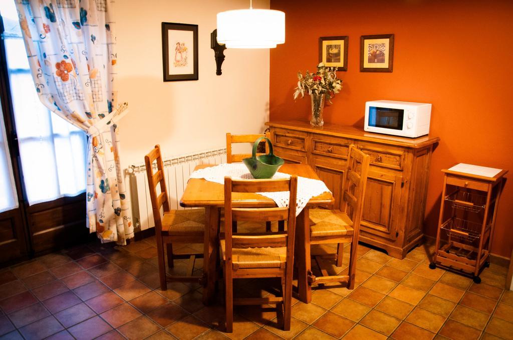 Sisquet Apartaments Erill la Vall Quarto foto