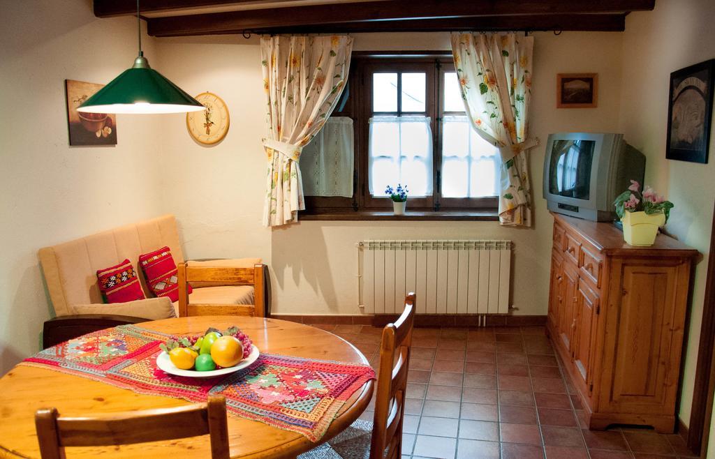 Sisquet Apartaments Erill la Vall Quarto foto